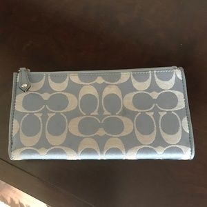 Coach Bags - Pre-Love Coach Wallet Coach Bags - Pre-Love Coach Wallet